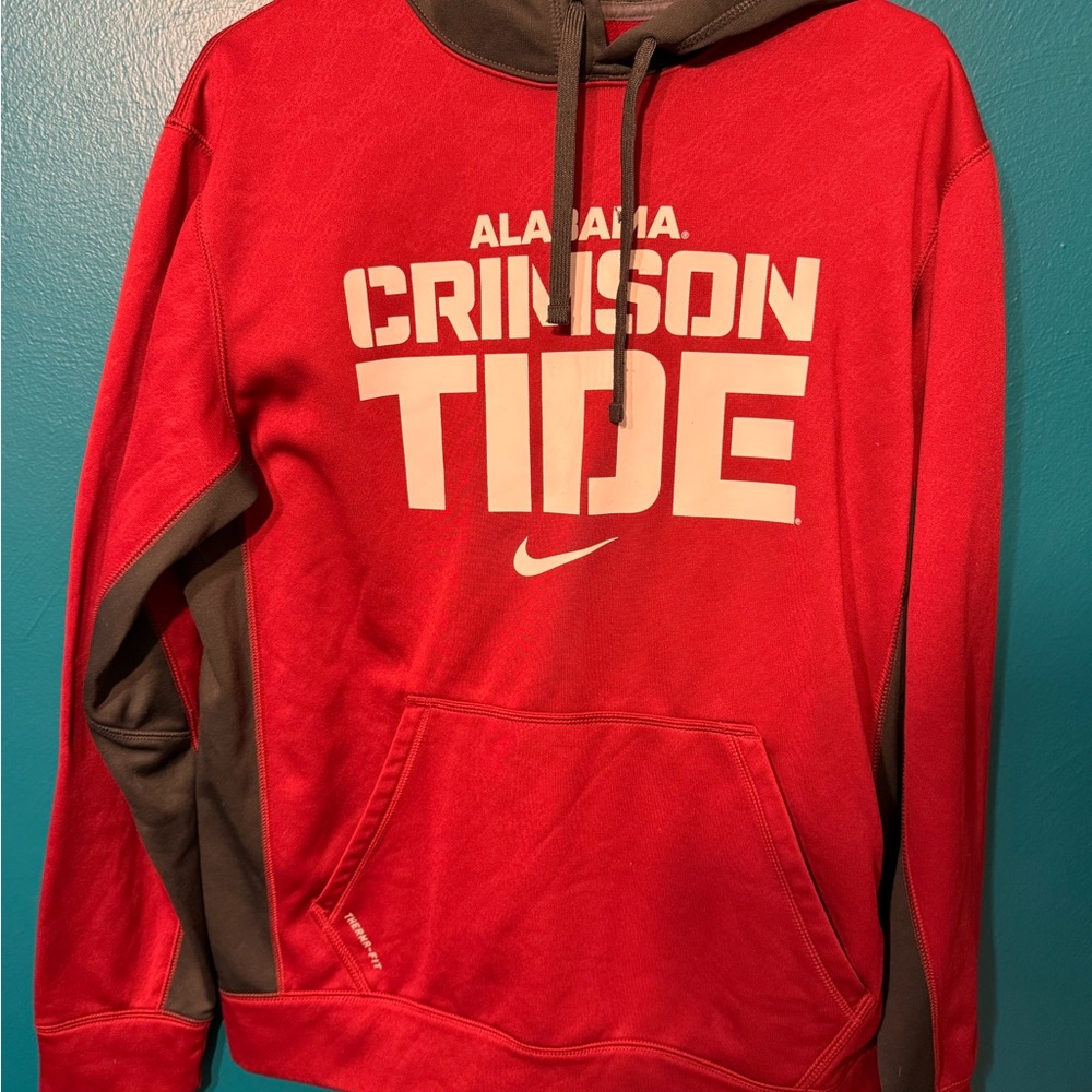 Nike Red and Gray Therma-Fit Hoodie